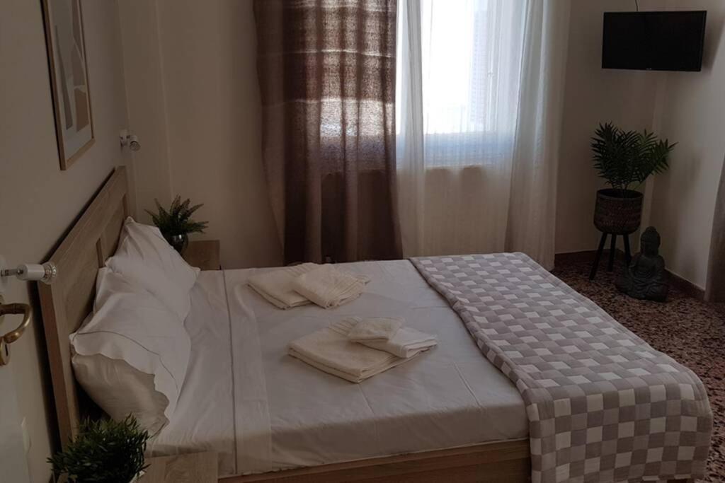Ellis Home With Private Entrance And Nice Veranda خانيا المظهر الخارجي الصورة