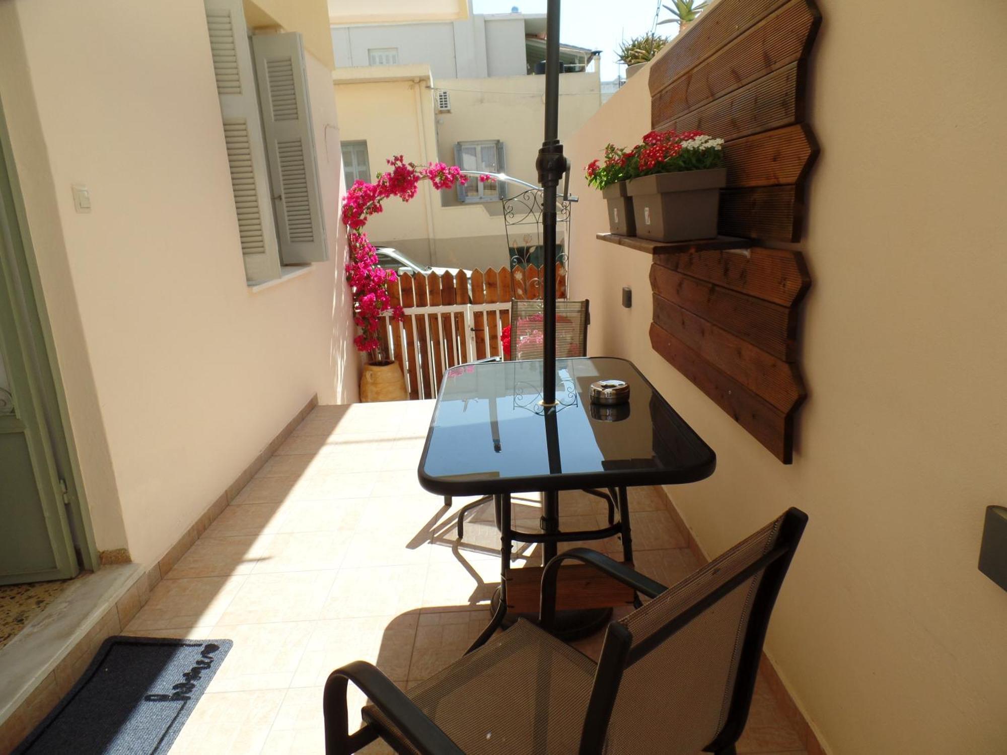 Ellis Home With Private Entrance And Nice Veranda خانيا المظهر الخارجي الصورة
